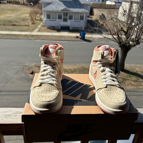 Jordan 1 Size 10 brand new dead stock BUY 1 GET 1 HALF% OFF - Picture 3 of 7